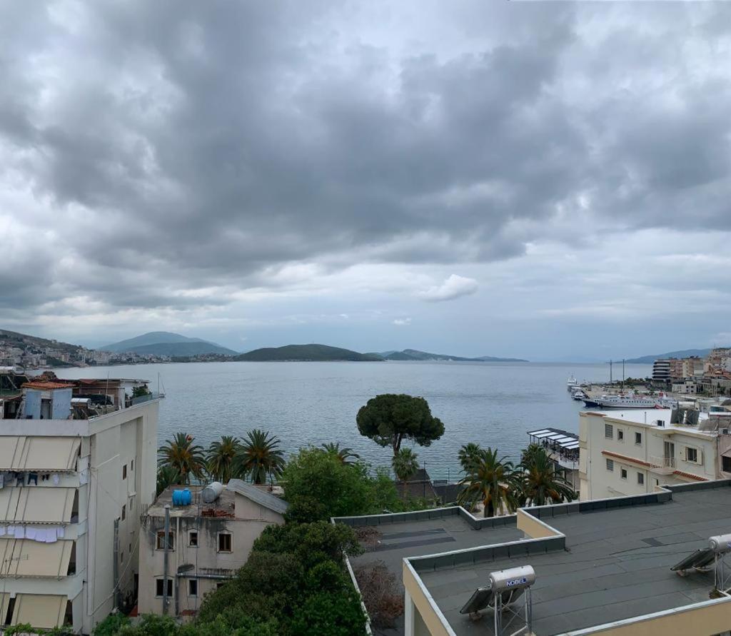 Delfin Apartments Sarandë エクステリア 写真